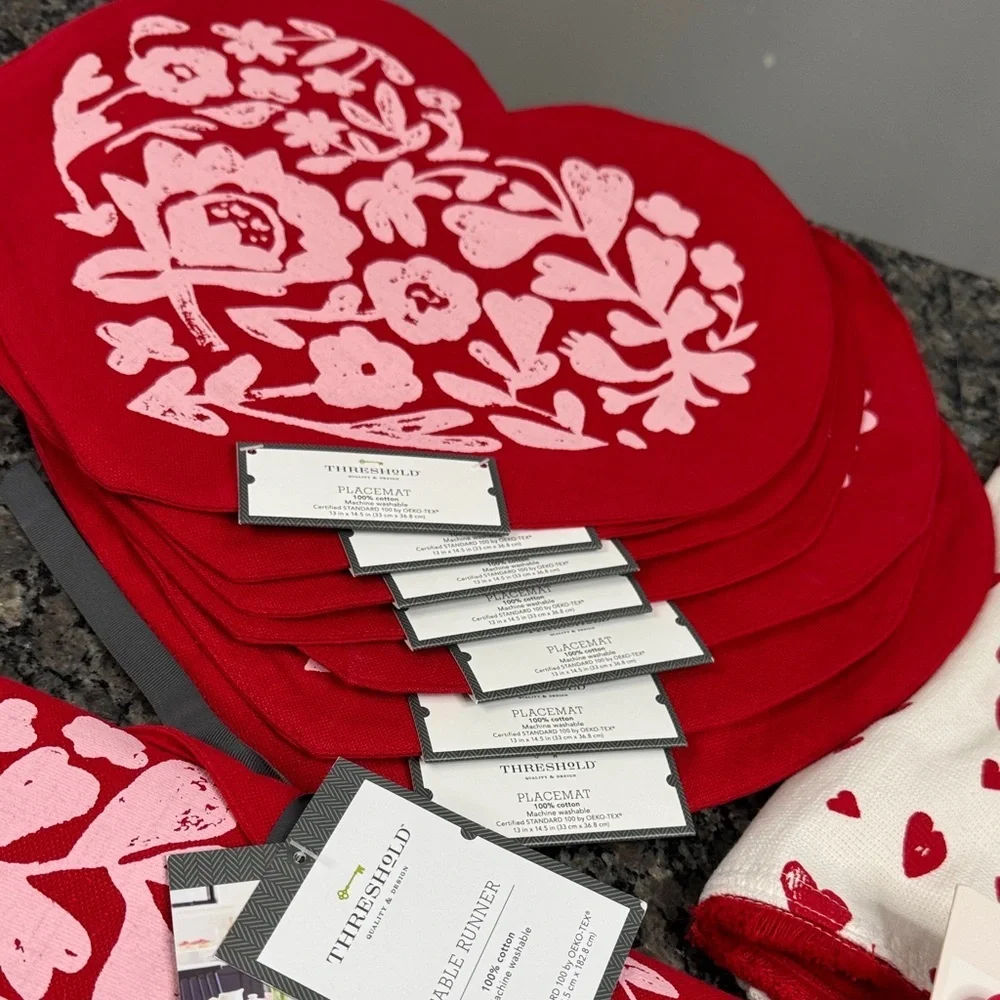 Threshold Valentine’s Day kitchen towels Apron placemats and runner bundle NWT
